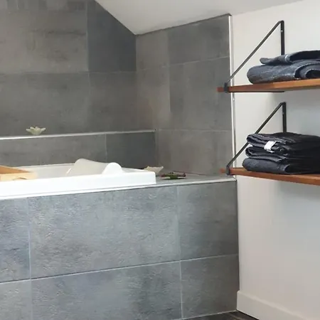 80m² Proche Frontiere Belge, Jardin Privatif, Terrasse, Inclus, 2 Chambres, Wifi - Fr-1-510-133