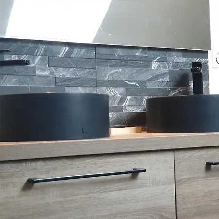 80m² Proche Frontiere Belge, Jardin Privatif, Terrasse, Inclus, 2 Chambres, Wifi - Fr-1-510-133