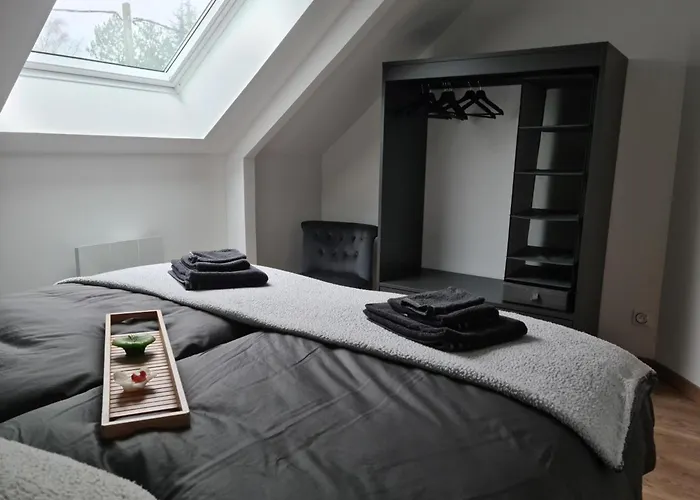 80m² Proche Frontière Belge, Jardin Privatif, Terrasse, Inclus, 2 Chambres, Wifi - Fr-1-510-133 *