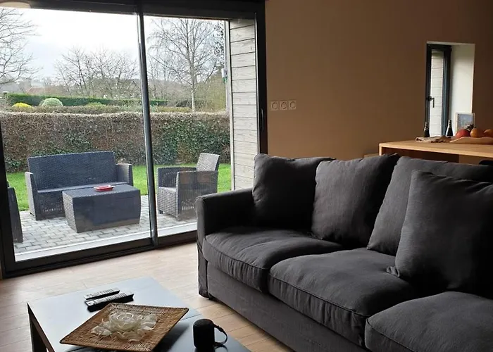 80m² Proche Frontière Belge, Jardin Privatif, Terrasse, Inclus, 2 Chambres, Wifi - Fr-1-510-133 Hébergement de vacances *